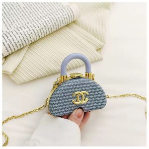Girl’s Clutch Bag 3
