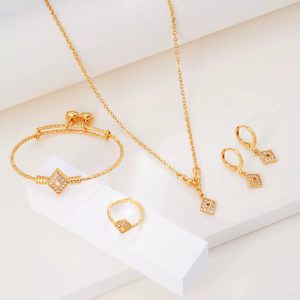 Girl’s Necklace Set 3