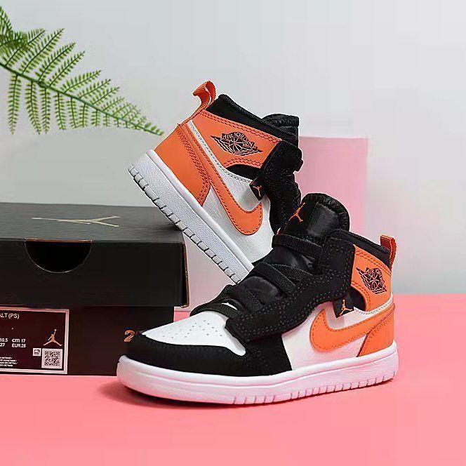 Kids Nike Sneakers 1 - Image 4