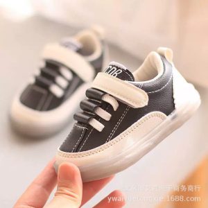 Baby Shoe 13